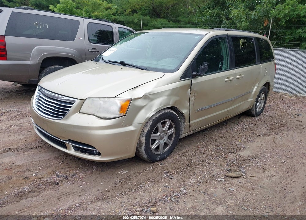 2011 CHRYSLER TOWN & COUNTRY TOURING VIN: 2A4RR5DG4BR739702