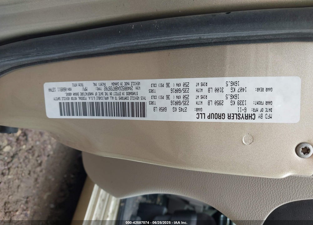 2011 CHRYSLER TOWN & COUNTRY TOURING VIN: 2A4RR5DG4BR739702