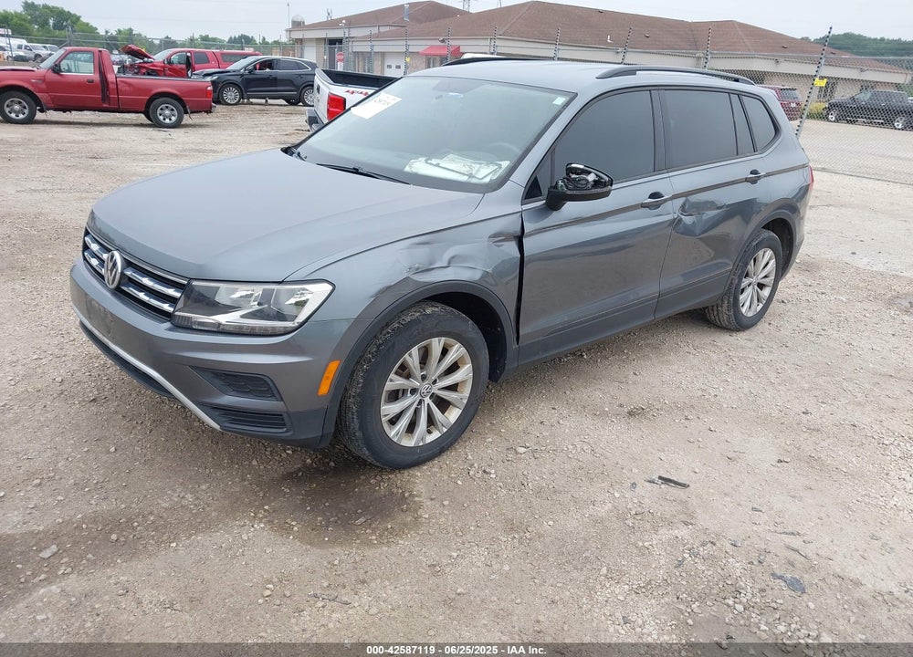 2019 VOLKSWAGEN TIGUAN VIN: 3VV1B7AX1KM062009