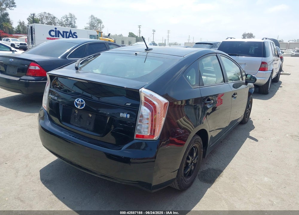 2015 TOYOTA PRIUS VIN: JTDKN3DU6F0461754