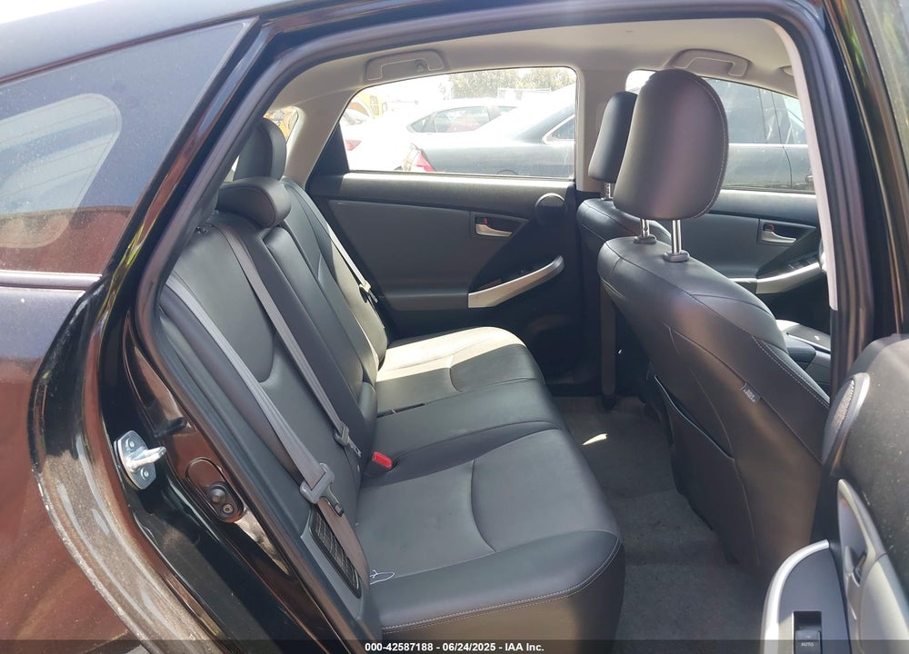 2015 TOYOTA PRIUS VIN: JTDKN3DU6F0461754