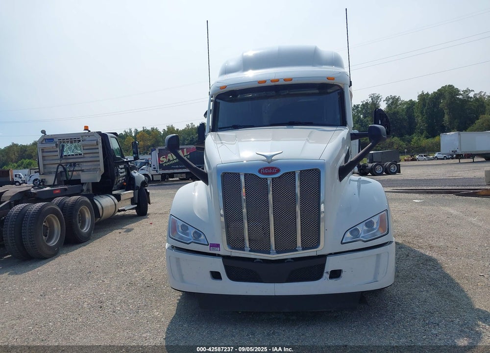 2024 PETERBILT 579 VIN: 1XPBD49X7RD638304