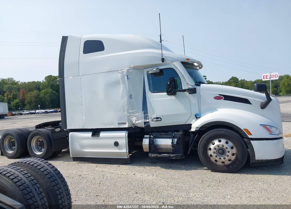 2024 PETERBILT 579 VIN: 1XPBD49X7RD638304