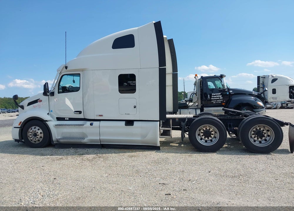 2024 PETERBILT 579 VIN: 1XPBD49X7RD638304