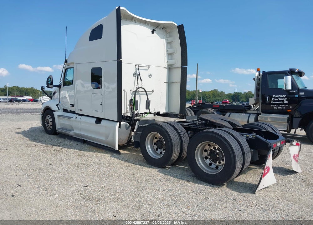 2024 PETERBILT 579 VIN: 1XPBD49X7RD638304