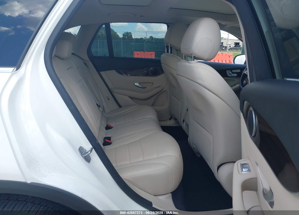2017 MERCEDES-BENZ GLC CLASS VIN: WDC0G4JBXHF263828