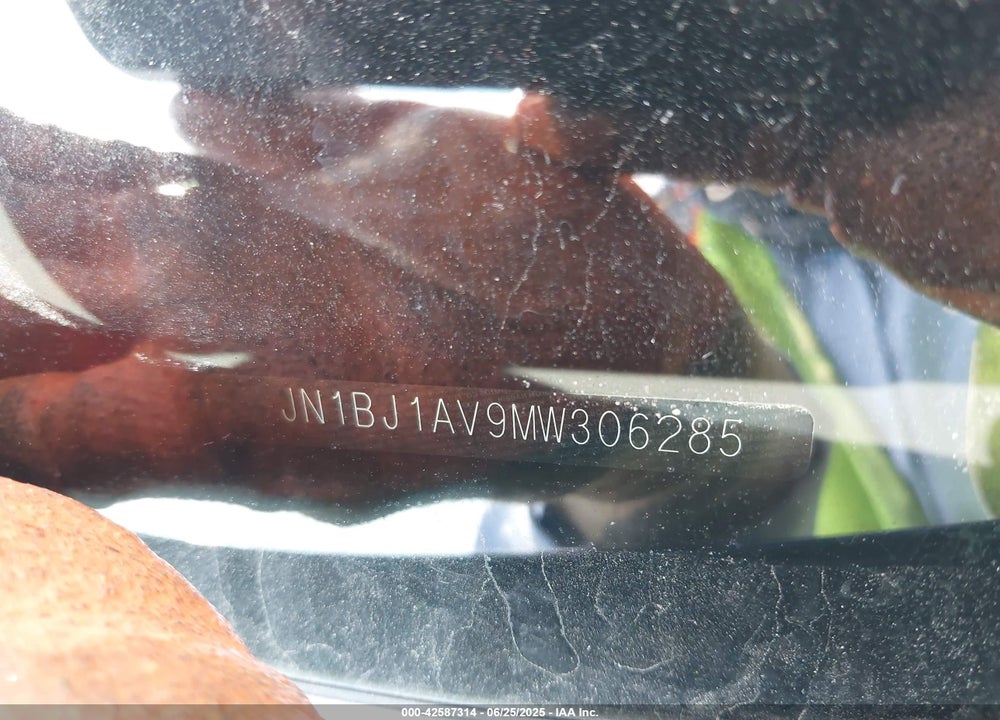 2021 NISSAN ROGUE SPORT VIN: JN1BJ1AV9MW306285
