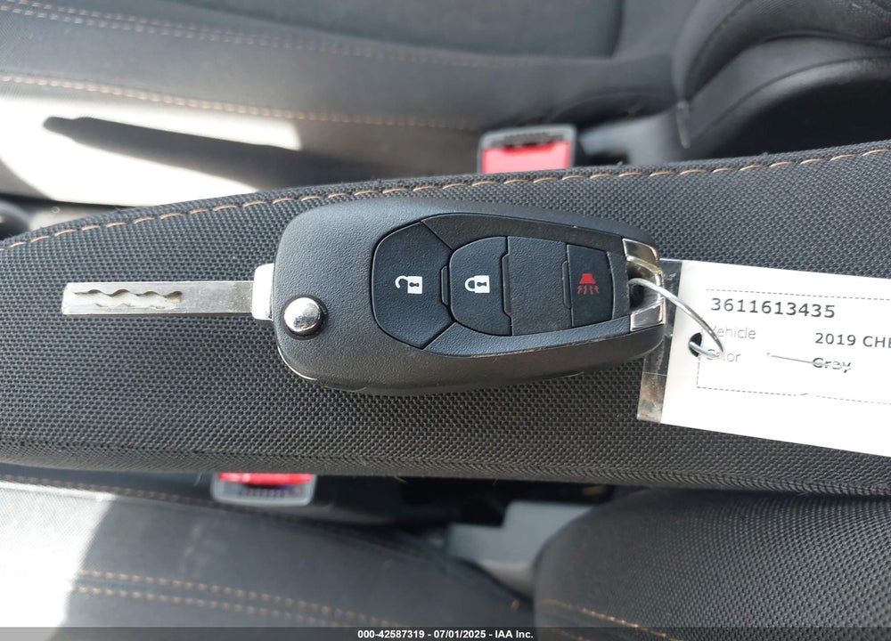 2019 CHEVROLET TRAX VIN: 3GNCJKSB7KL331496