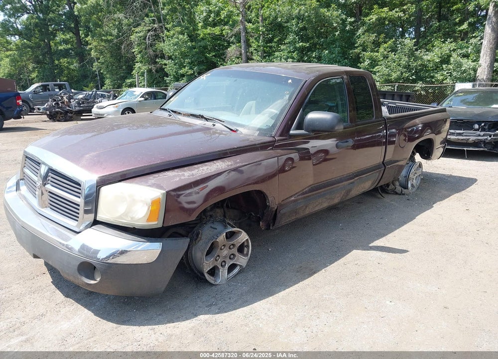 2005 DODGE DAKOTA SLT VIN: 1D7HE42N05S193871