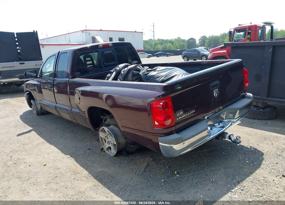 2005 DODGE DAKOTA SLT VIN: 1D7HE42N05S193871