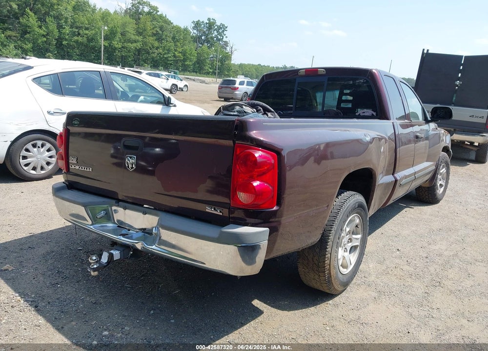 2005 DODGE DAKOTA SLT VIN: 1D7HE42N05S193871