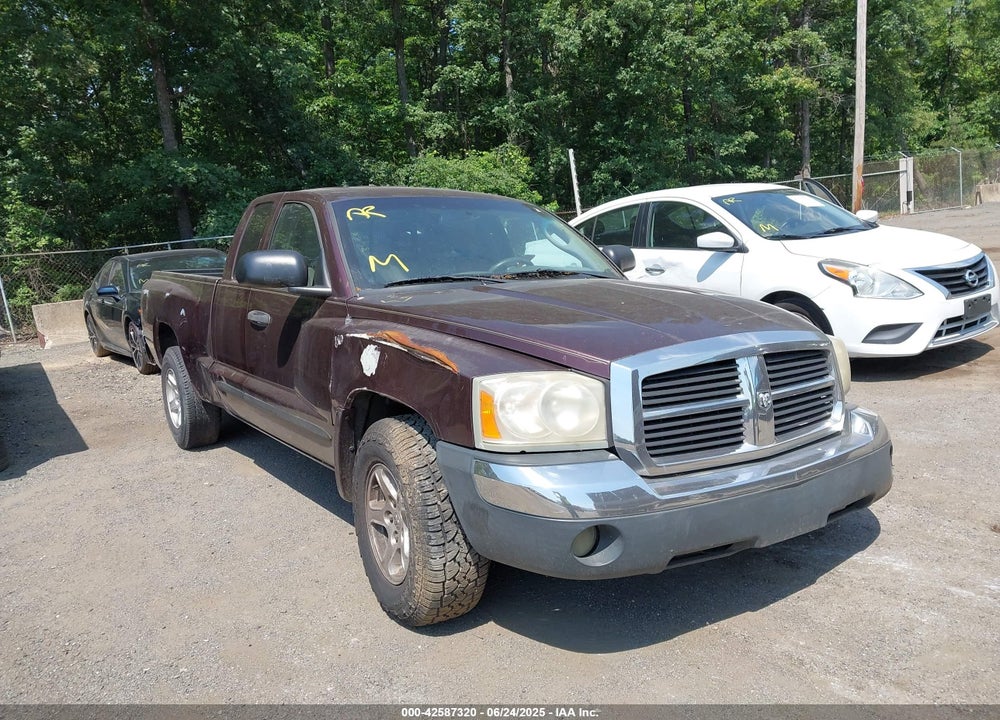 2005 DODGE DAKOTA SLT VIN: 1D7HE42N05S193871
