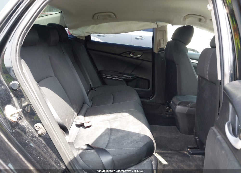 2018 HONDA CIVIC LX VIN: 19XFC2F5XJE201641