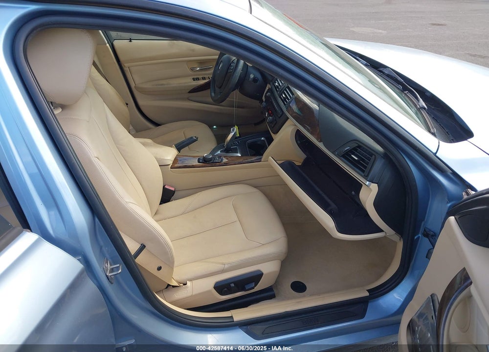 2013 BMW 3 SERIES VIN: WBA3A5C53DF355405