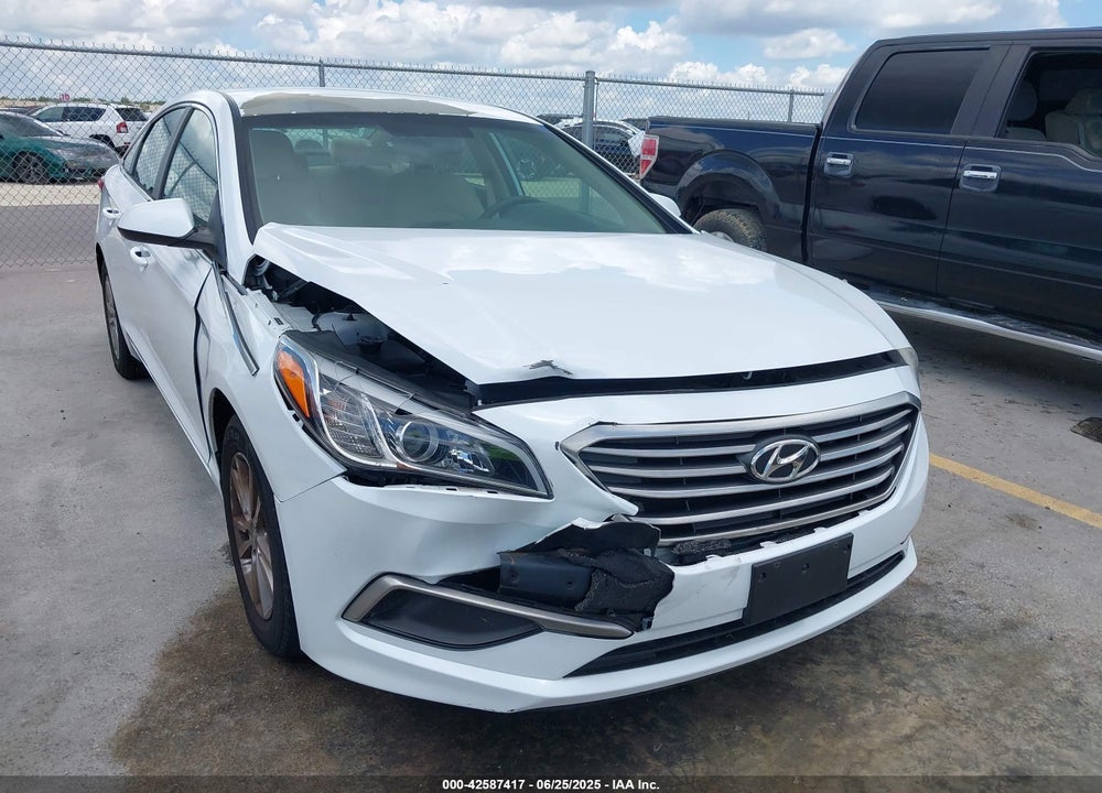 2016 HYUNDAI SONATA VIN: 5NPE24AF1GH285265