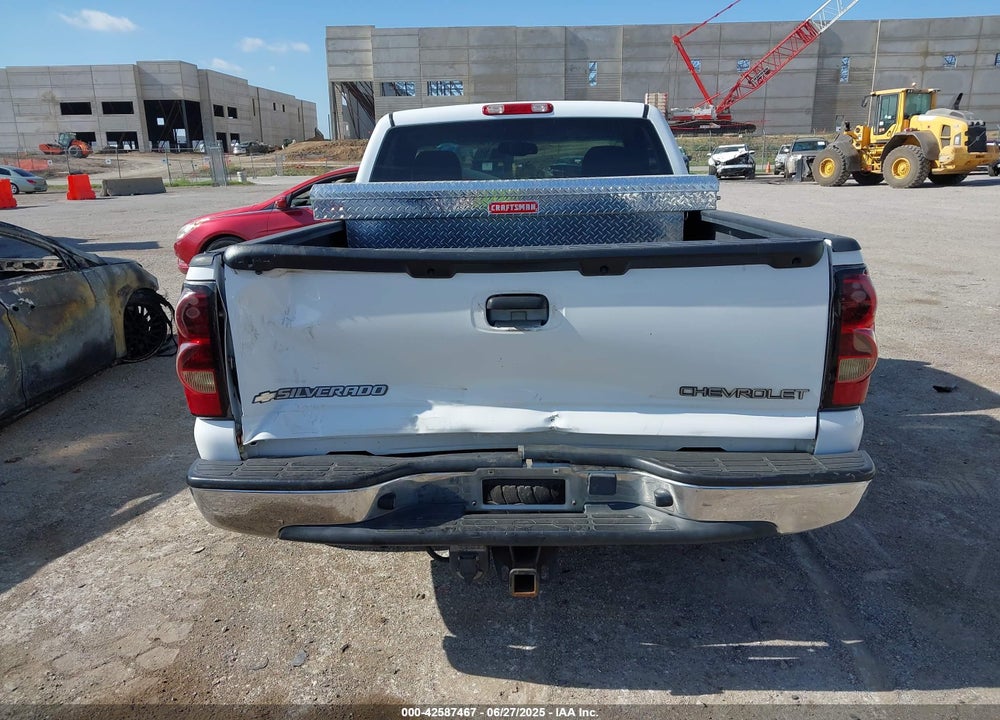 2004 CHEVROLET SILVERADO 1500 LS VIN: 1GCEC14T14Z275255