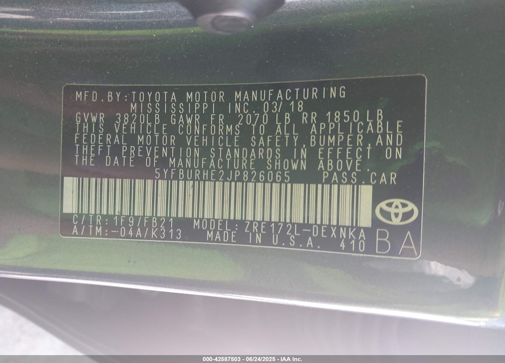 2018 TOYOTA COROLLA LE VIN: 5YFBURHE2JP826065