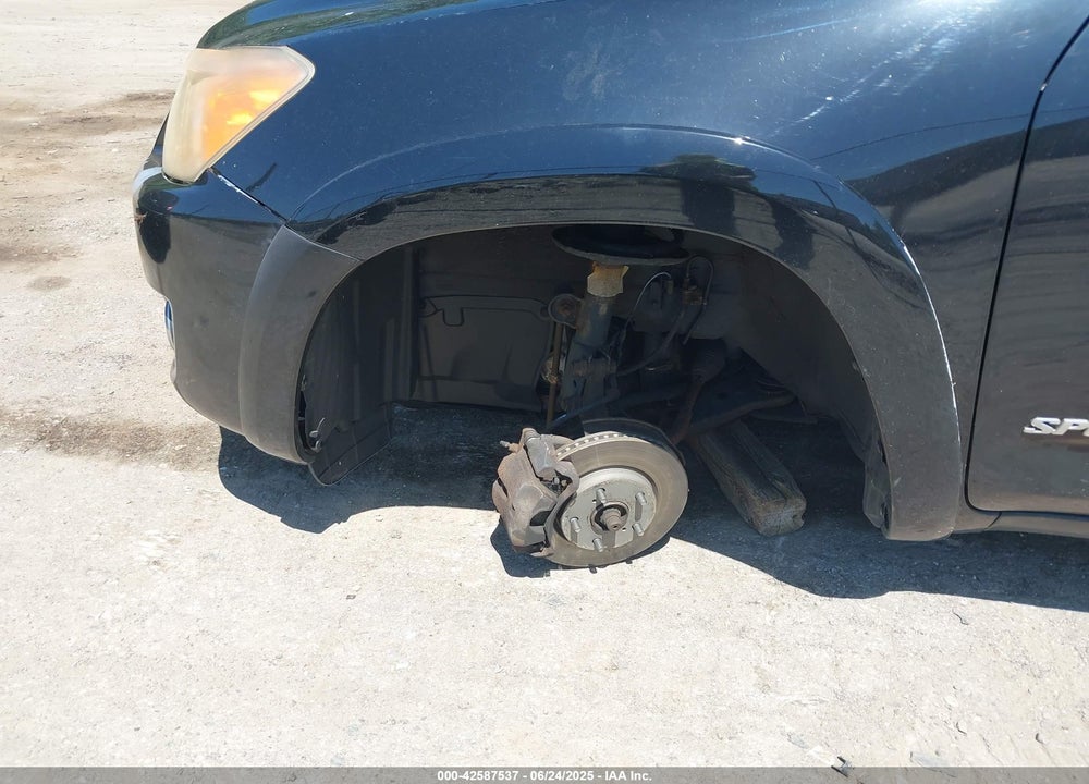2009 TOYOTA RAV4 VIN: JTMBF32VX9D003527