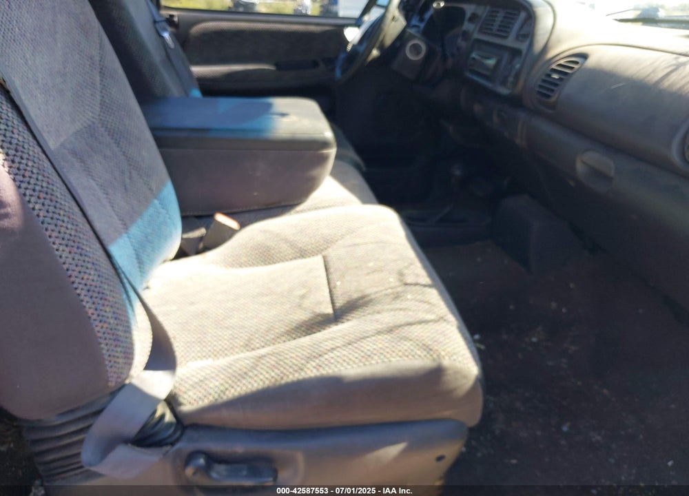 1998 DODGE RAM 1500 ST VIN: 3B7HF12Y6WM295203