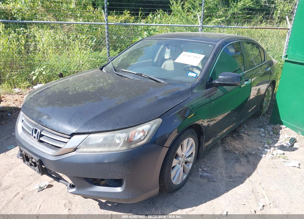 2013 HONDA ACCORD VIN: 1HGCR2F74DA022393