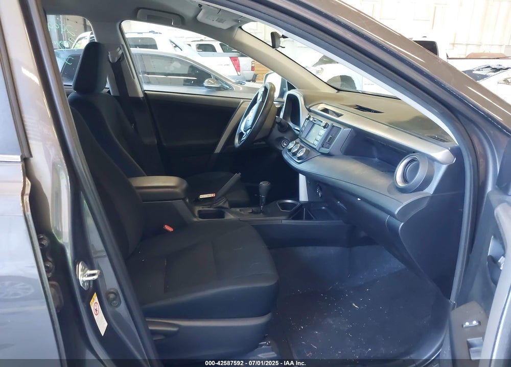 2016 TOYOTA RAV4 LE VIN: 2T3BFREVXGW485592