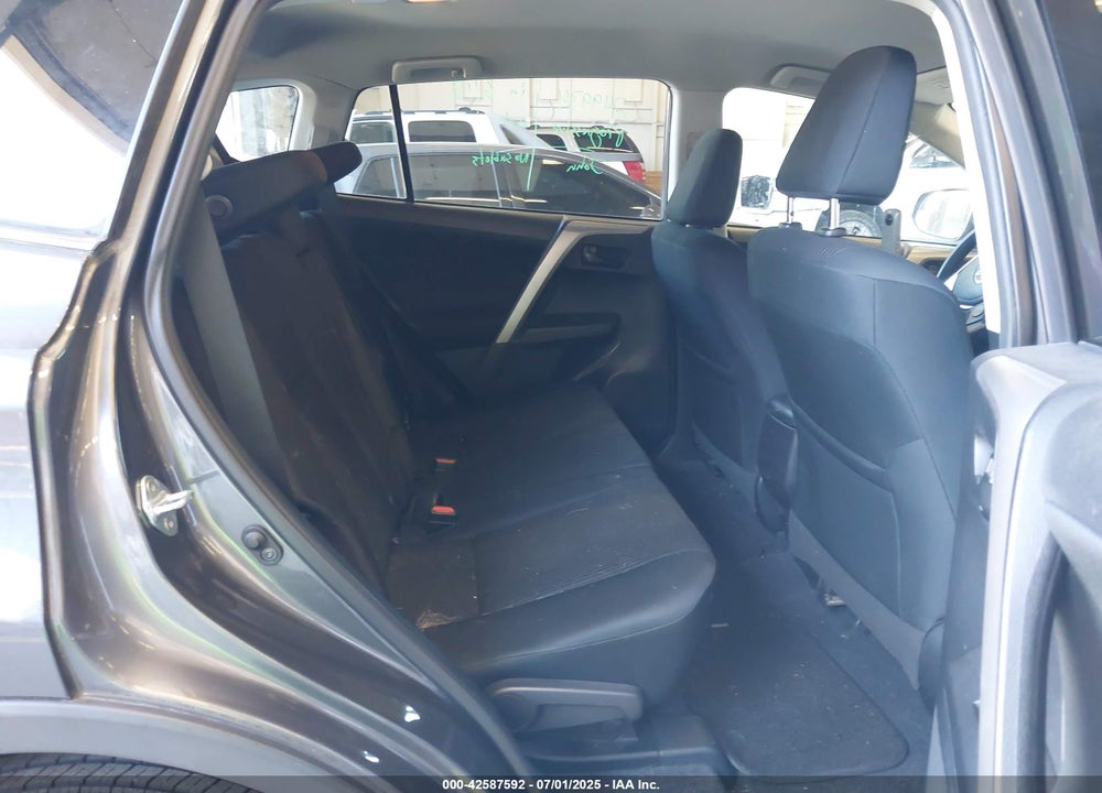 2016 TOYOTA RAV4 LE VIN: 2T3BFREVXGW485592