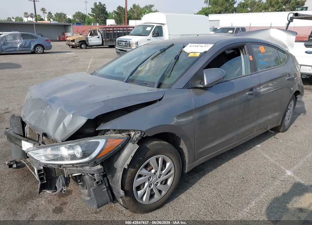 2018 HYUNDAI ELANTRA VIN: 5NPD74LF9JH313458