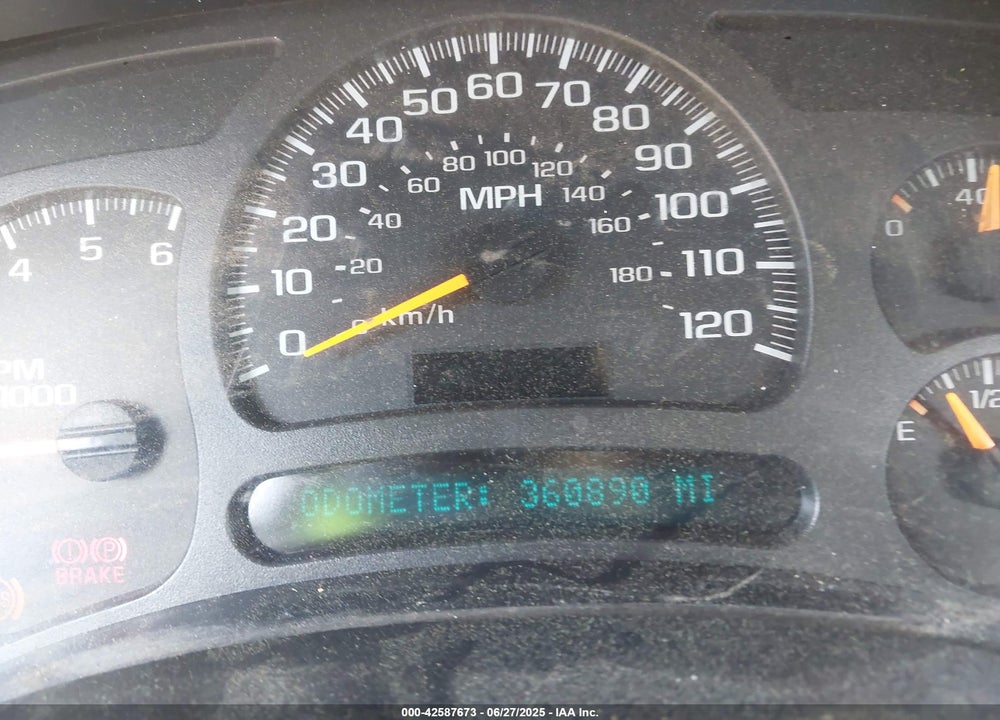 2003 CHEVROLET SUBURBAN 1500 Z71 VIN: 1GNFK16Z53R112476