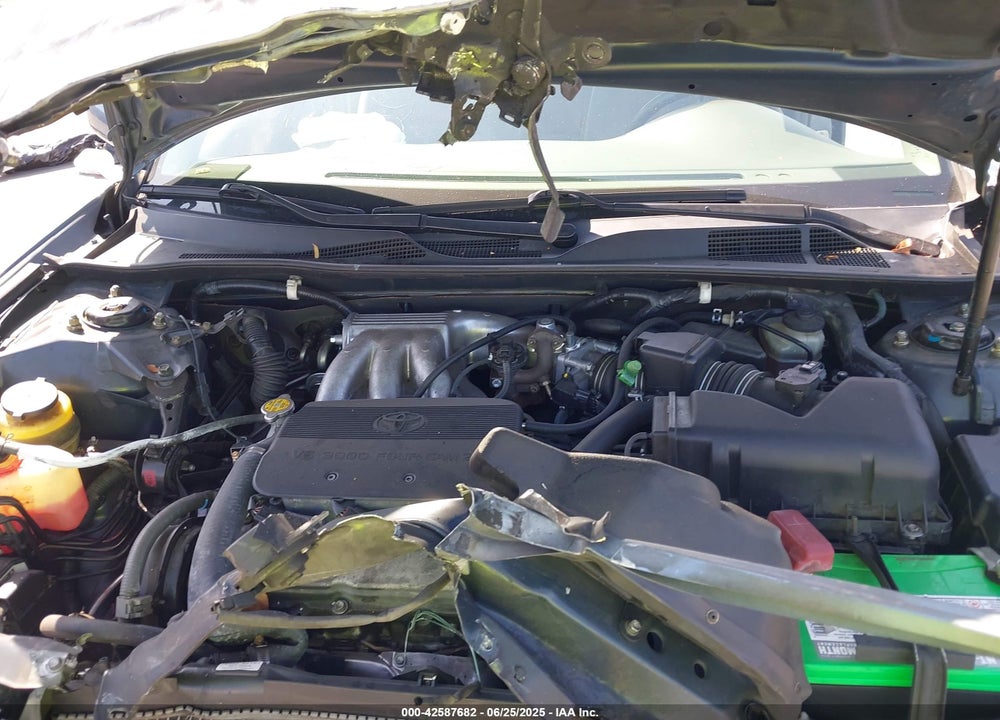 2002 TOYOTA CAMRY LE V6 VIN: 4T1BF30K12U524873