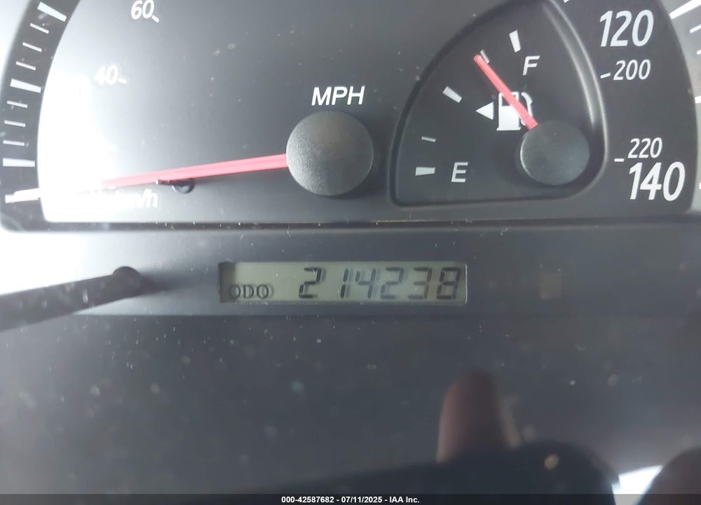 2002 TOYOTA CAMRY LE V6 VIN: 4T1BF30K12U524873