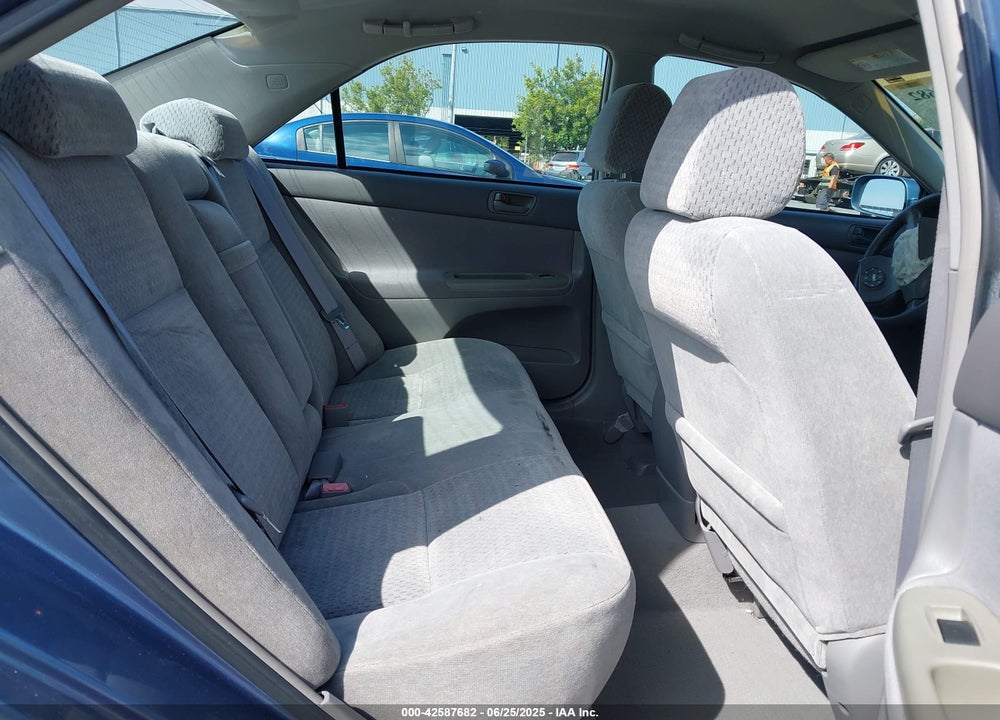 2002 TOYOTA CAMRY LE V6 VIN: 4T1BF30K12U524873