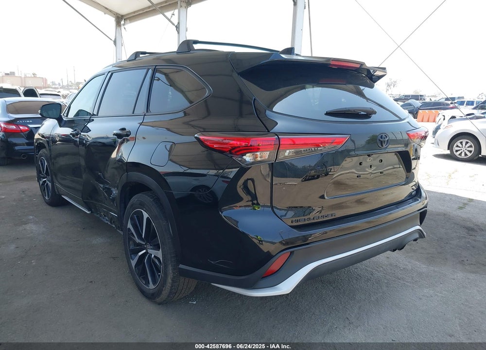 2021 TOYOTA HIGHLANDER VIN: 5TDJZRAHXMS088772