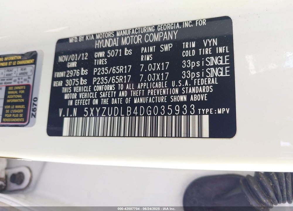 2013 HYUNDAI SANTA FE VIN: 5XYZUDLB4DG035933