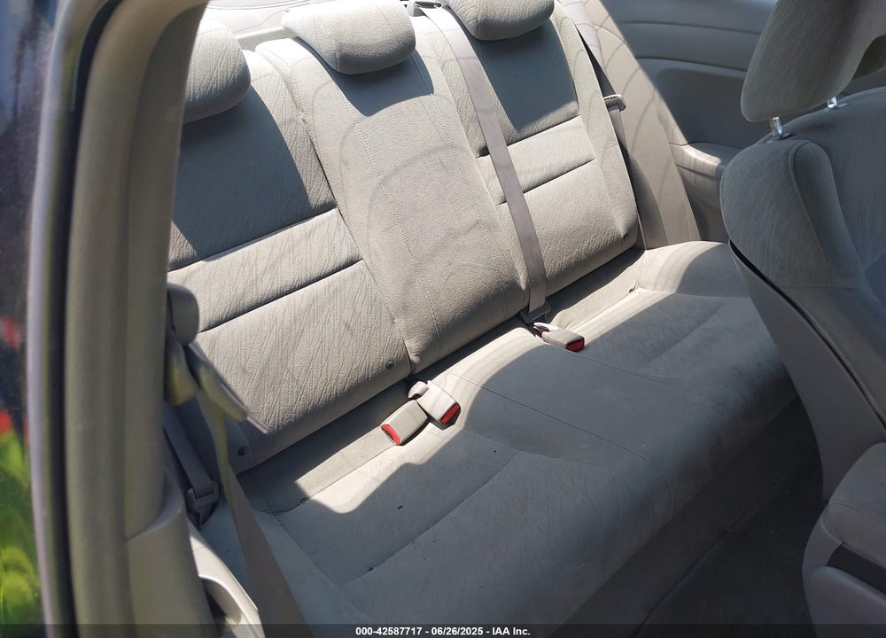 2008 HONDA CIVIC VIN: 2HGFG12828H502225
