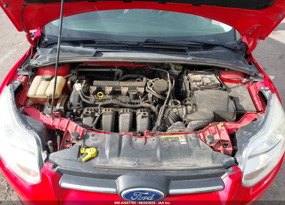 2014 FORD FOCUS VIN: 1FADP3K25EL266221