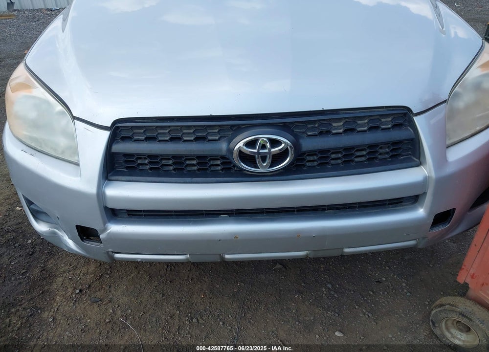 2011 TOYOTA RAV4 VIN: 2T3KF4DV9BW101122