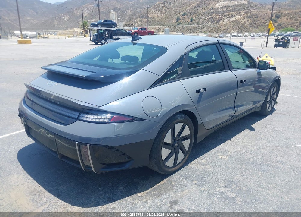 2024 HYUNDAI IONIQ 6 SE VIN: KMHM24AA0RA072152