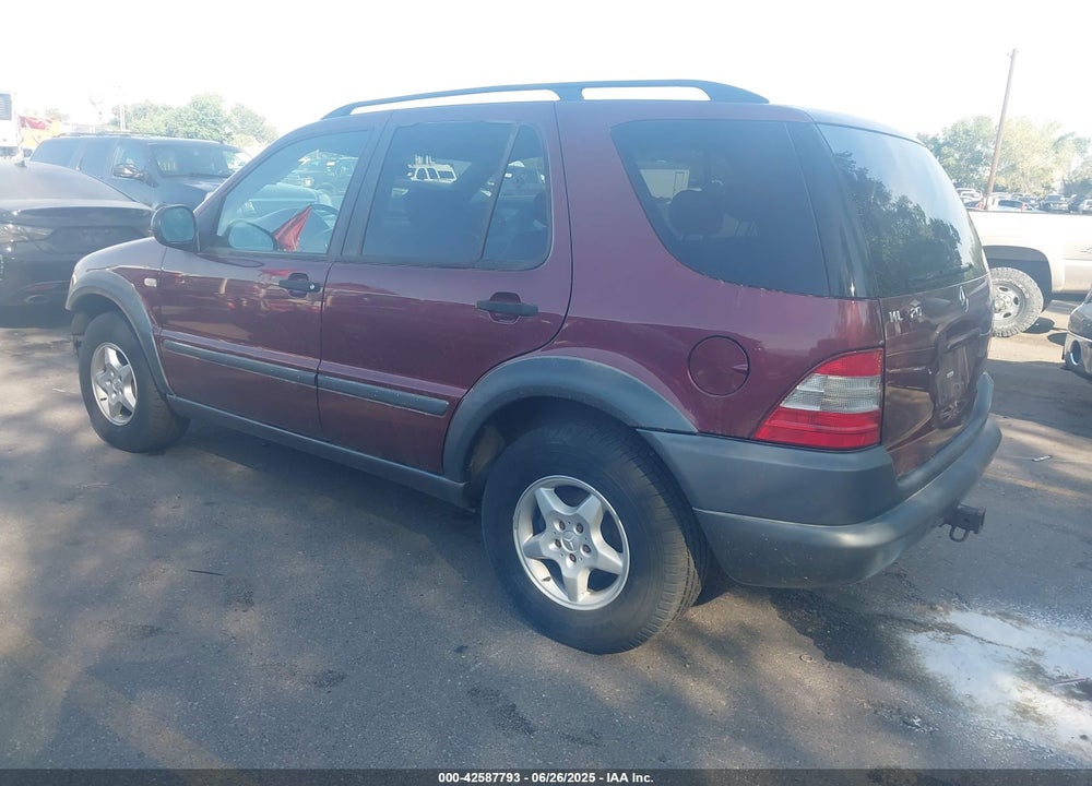 1999 MERCEDES-BENZ ML 320 VIN: 4JGAB54E5XA127036