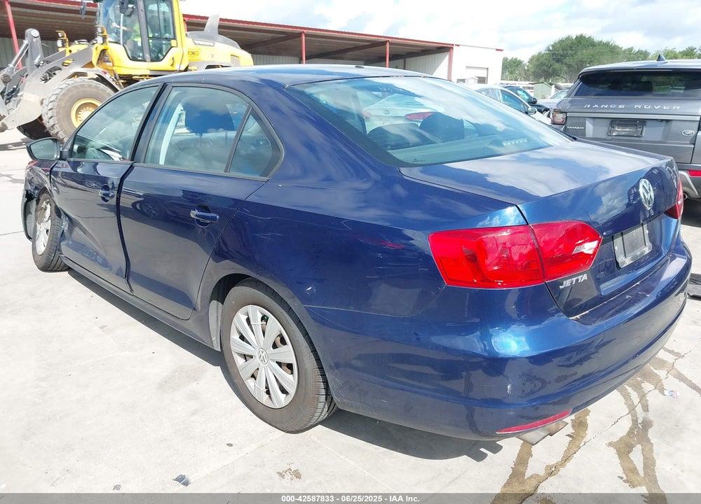 2014 VOLKSWAGEN JETTA VIN: 3VW2K7AJ2EM405085
