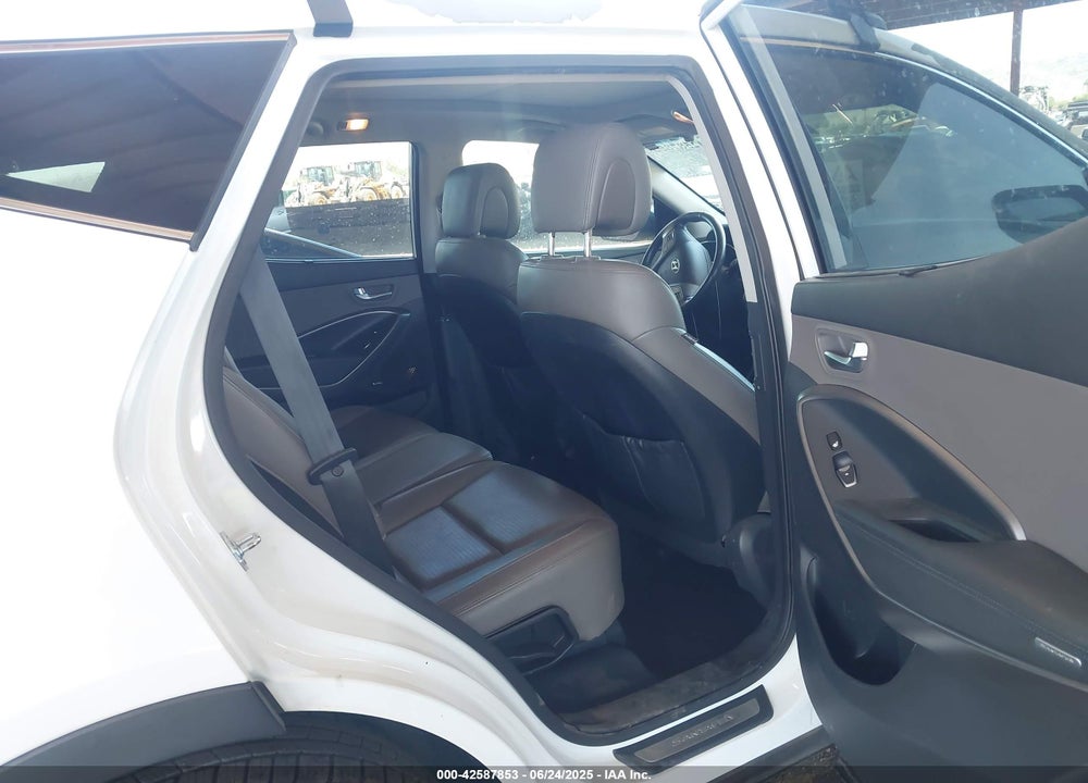 2013 HYUNDAI SANTA FE VIN: 5XYZWDLA5DG009004
