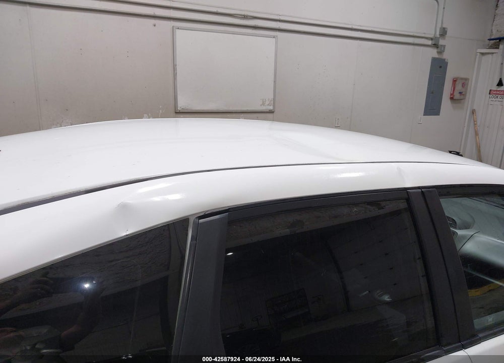 2013 HONDA FIT VIN: JHMGE8H38DC055358