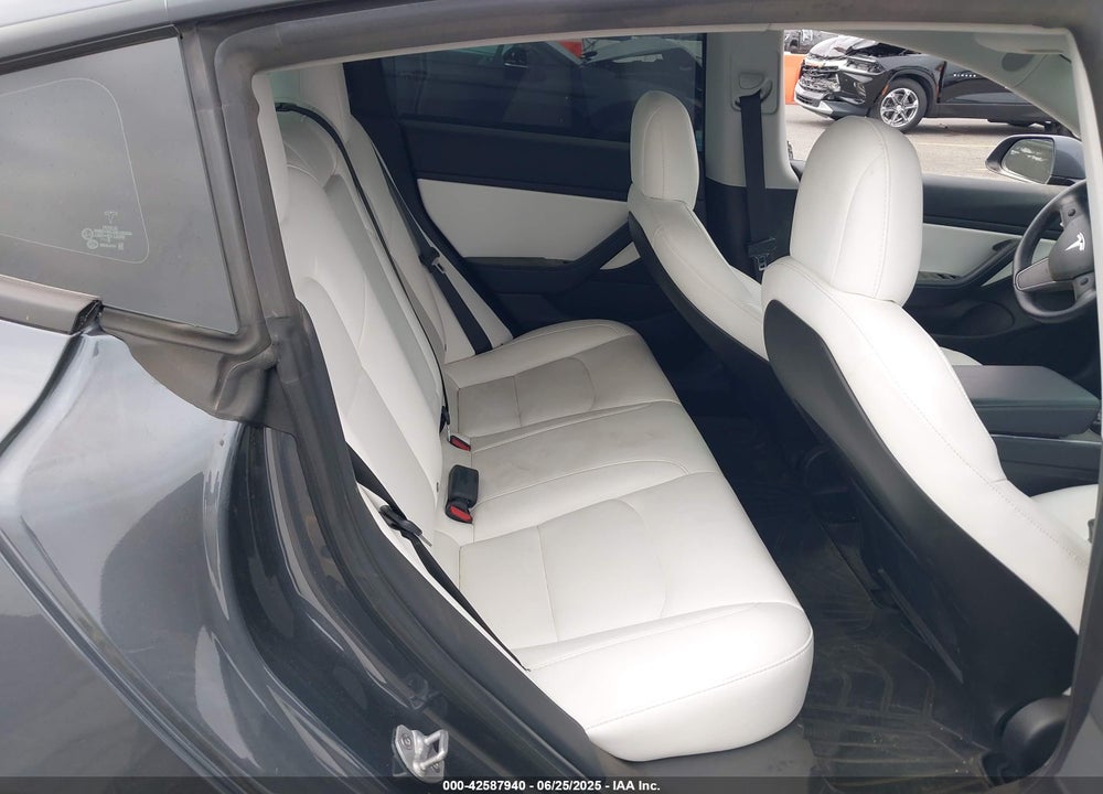 2018 TESLA MODEL 3 VIN: 5YJ3E1EB9JF147810