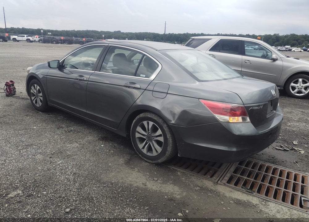 2008 HONDA ACCORD VIN: 1HGCP26358A115500
