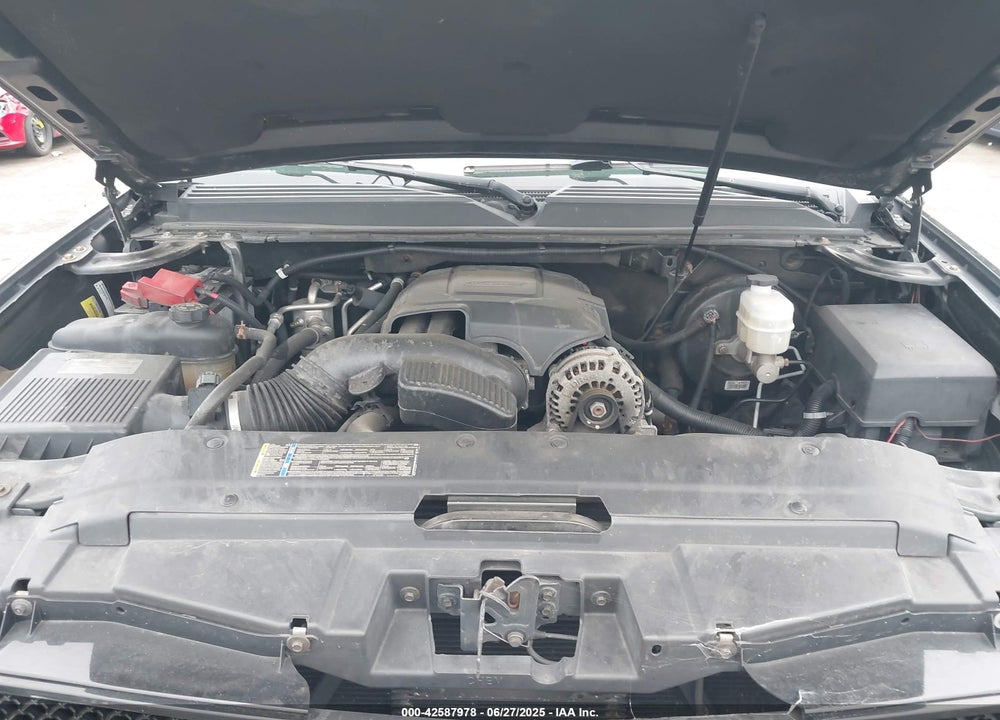 2010 CHEVROLET TAHOE VIN: 1GNUKCE05AR225475