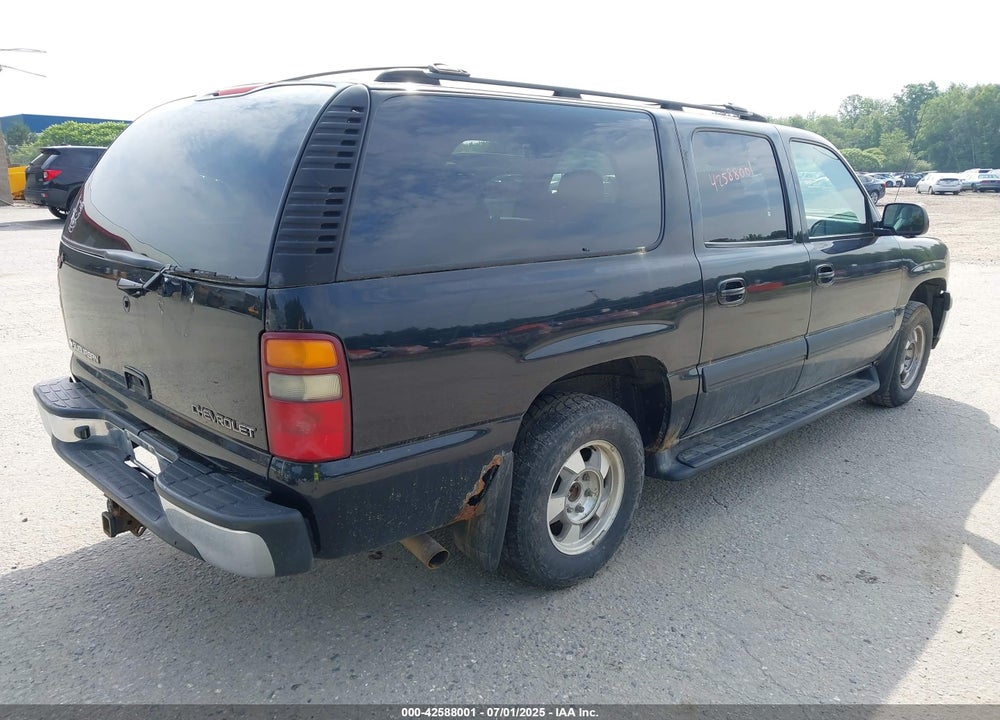 2002 CHEVROLET SUBURBAN 1500 LT VIN: 1GNFK16T22J211667