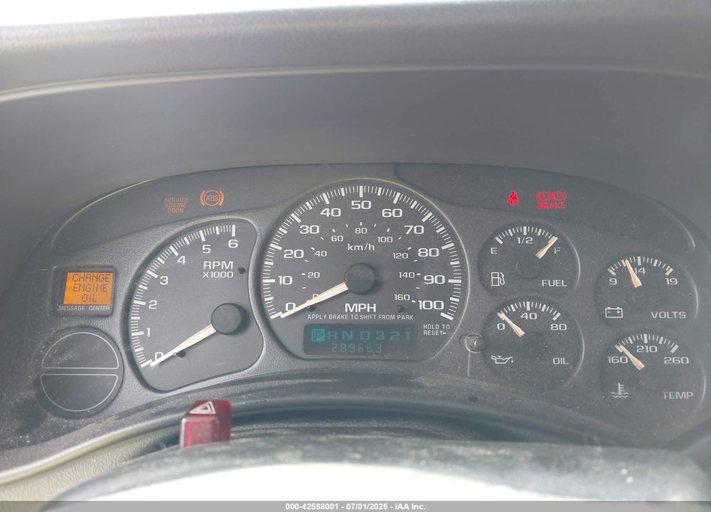 2002 CHEVROLET SUBURBAN 1500 LT VIN: 1GNFK16T22J211667