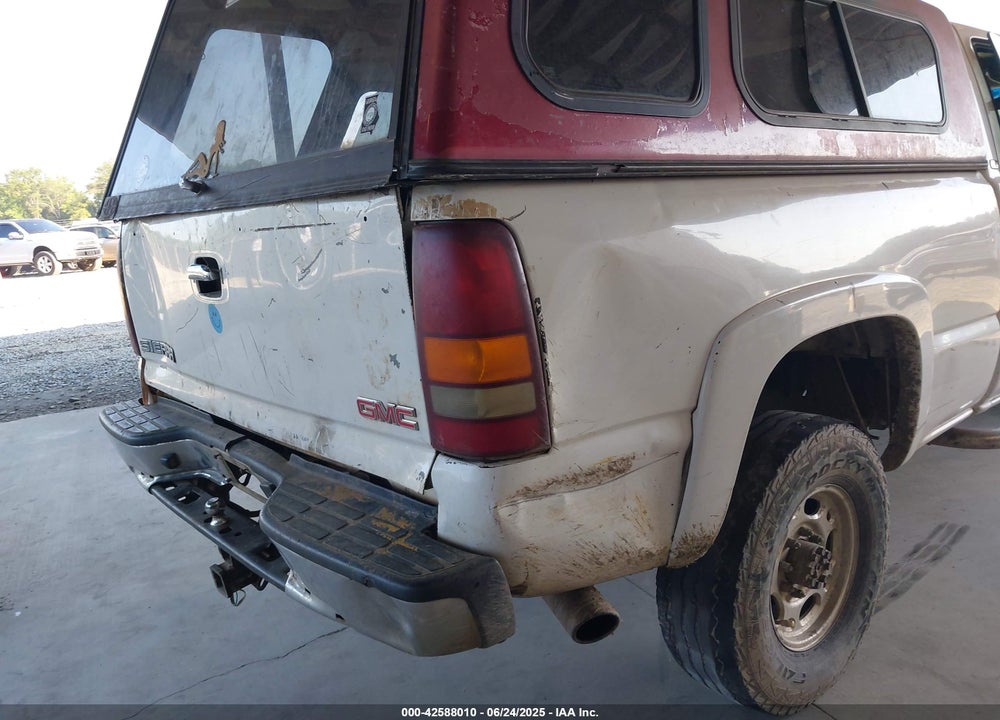 2003 GMC SIERRA 2500HD SLE VIN: 1GTHK29UX3E373066