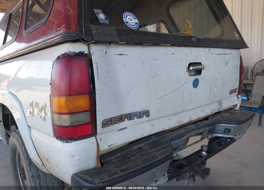 2003 GMC SIERRA 2500HD SLE VIN: 1GTHK29UX3E373066