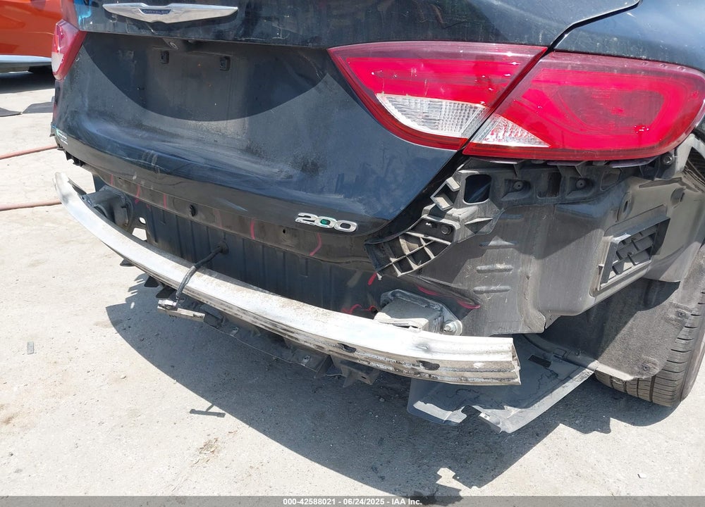 2016 CHRYSLER 200 VIN: 1C3CCCAB3GN131690