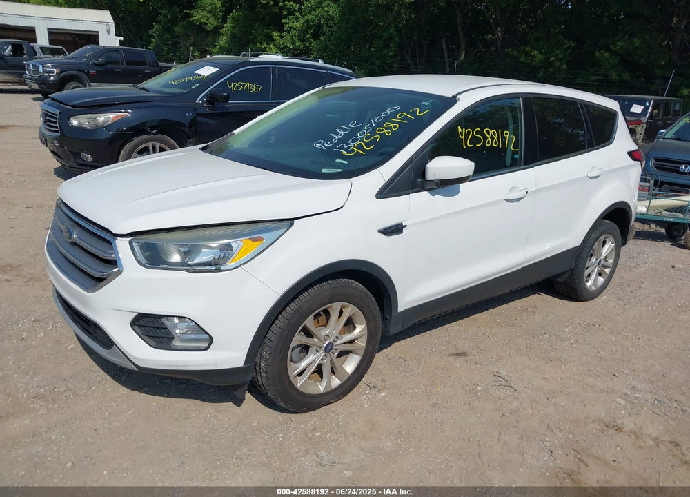 2017 FORD ESCAPE VIN: 1FMCU0GD1HUE22370